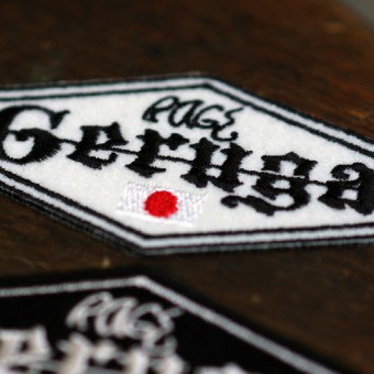 GERUGA - CUSTOM WAPPEN OFF-WHITE