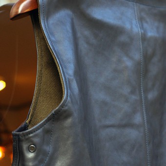 LEATHER VEST [HORSE-HIDE]