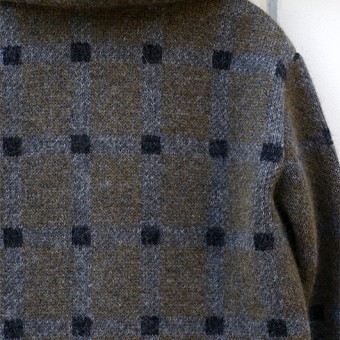 FANCY CHECK KNIT