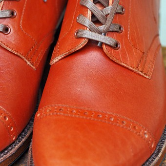 CAP TOE BOOTS