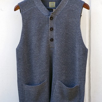 SPORTS SWEATER (VEST)