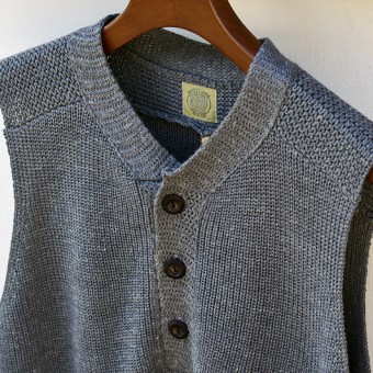 SPORTS SWEATER (VEST)