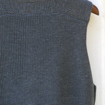 SPORTS SWEATER (VEST)