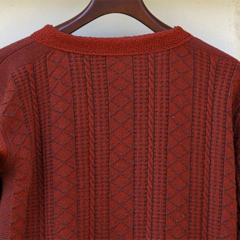 GUERNSEY SWEATER OPENED FRONT