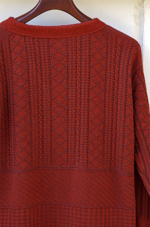 GUERNSEY SWEATER OPENED FRONT