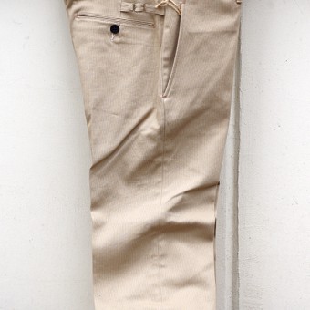 SIDE BUCKLE SPORTS TROUSER