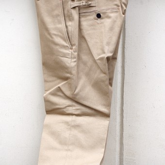 SIDE BUCKLE SPORTS TROUSER