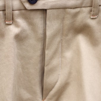 SIDE BUCKLE SPORTS TROUSER