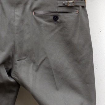 SIDE BUCKLE SPORTS TROUSER