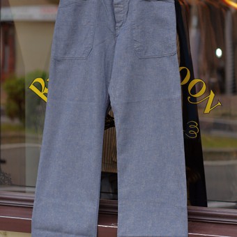 BUCKLE BACK DECK TROUSER