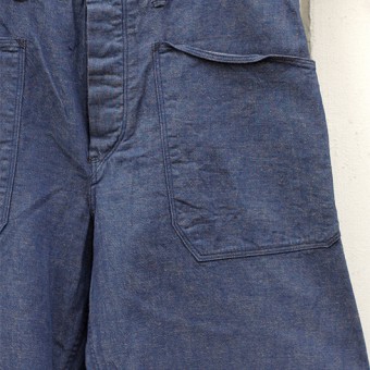 BUCKLE BACK DECK TROUSER