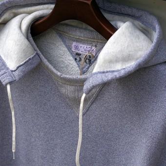 AFTER HOODED SWEAT SHIRTS