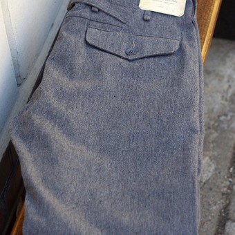 EARLY CHINO TROUSERS