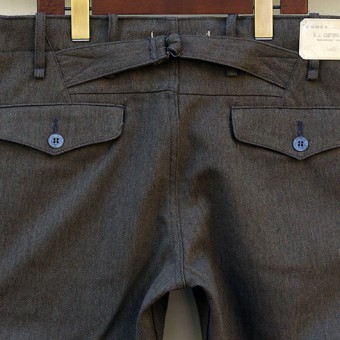 EARLY CHINO TROUSERS