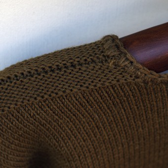 EARLY HOME KNITTING SWEATER