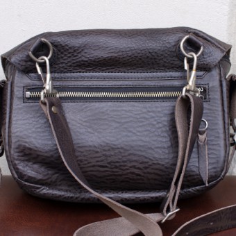 LEATHER SHOULDER BAG