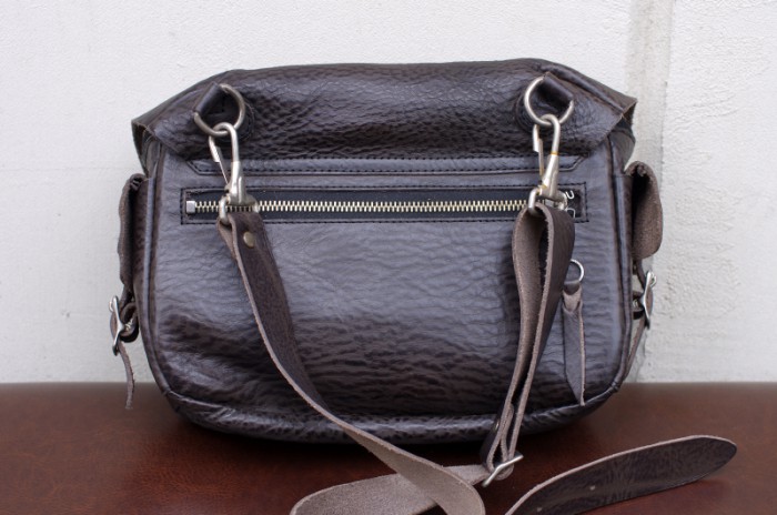 LEATHER SHOULDER BAG