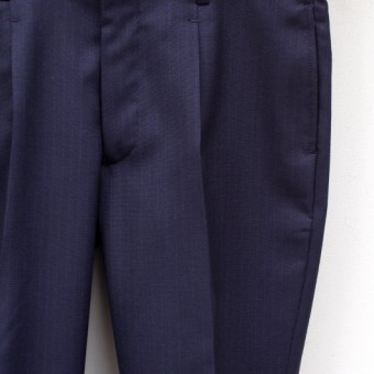 PLEATED SIDE BUCKLE TROUSER