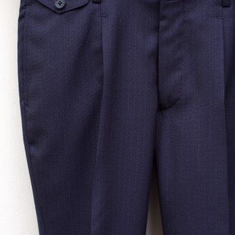 PLEATED SIDE BUCKLE TROUSER