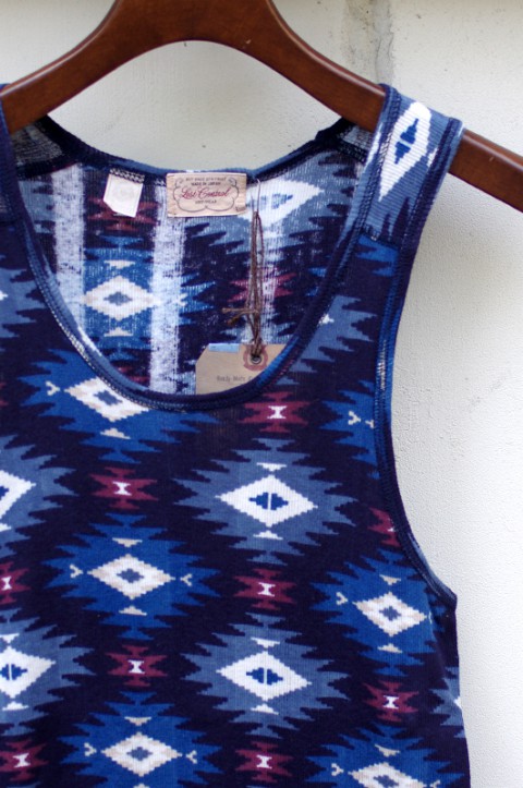 PATTERN TEREKO TANK TOP