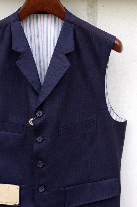 NOTCHED RAPEL WAIST COAT