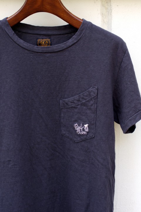 EMBROIDERED POCKET T-SHIRTS