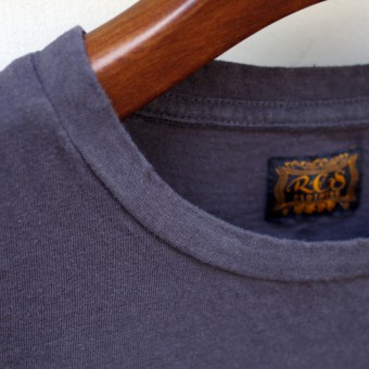 EMBROIDERED POCKET T-SHIRTS