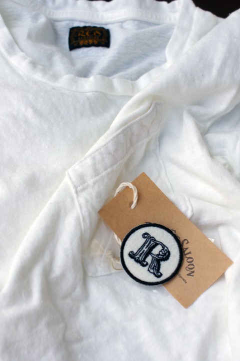 POCKET T-SHIRTS WITH PATCH