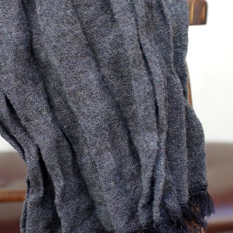 LINEN TWEED STOLE