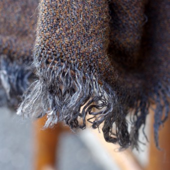 LINEN TWEED STOLE