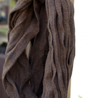 LINEN TWEED STOLE