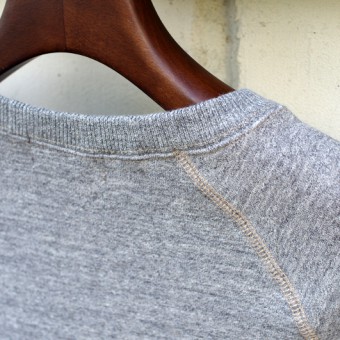 HALF-LENGTH VN SWEAT