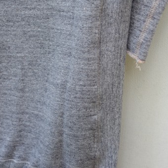 HALF-LENGTH VN SWEAT