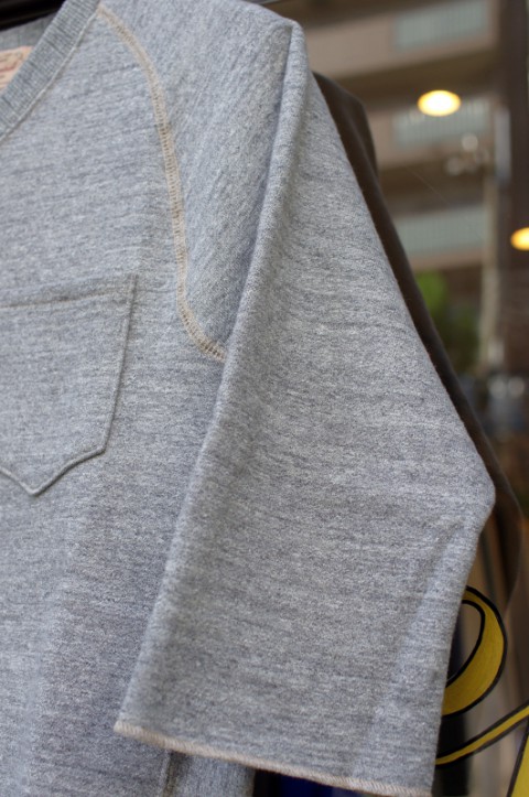 HALF-LENGTH VN SWEAT