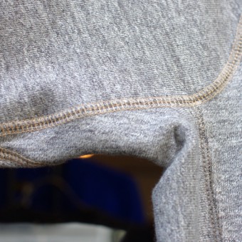 HALF-LENGTH VN SWEAT