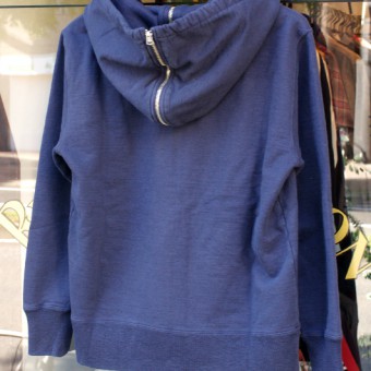 ATHLETIC HOODED SWEAT SHIRTS