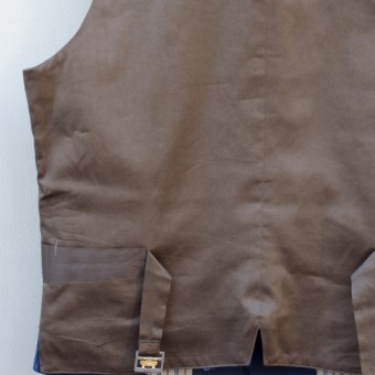 NOTCHED RAPEL WAIST COAT