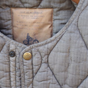 FADED NYLON QUILTING VEST