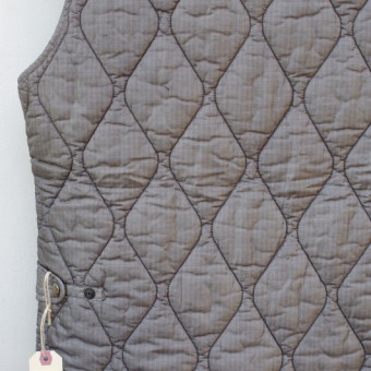 FADED NYLON QUILTING VEST