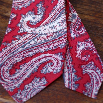 PAISLEY CRAVAT