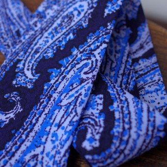 PAISLEY CRAVAT