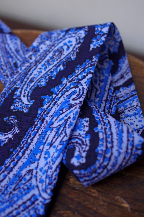 PAISLEY CRAVAT