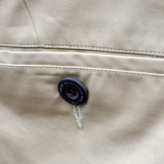 PLEATED CHINO TROUSER