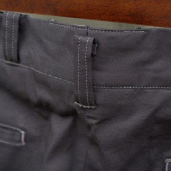 PLEATED CHINO TROUSER