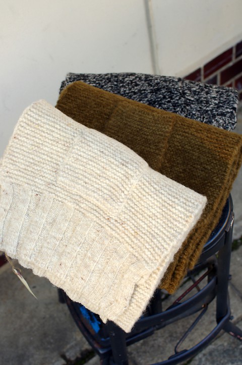 TWISTED WOOL MUFFLER