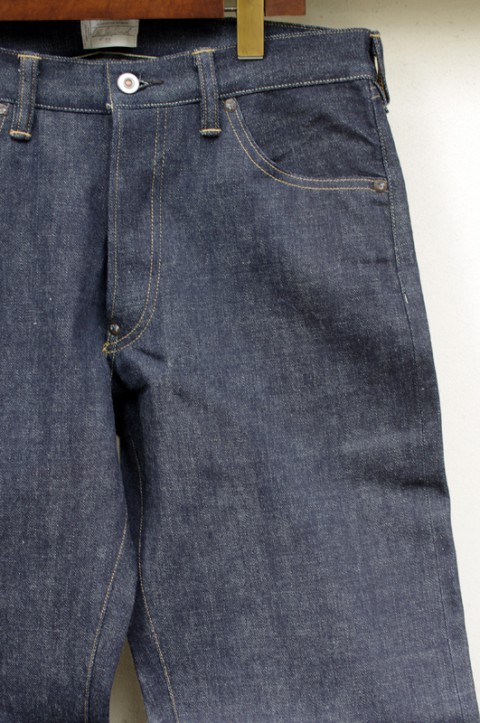 FIVE POCKET TAPERED JEANS "980"